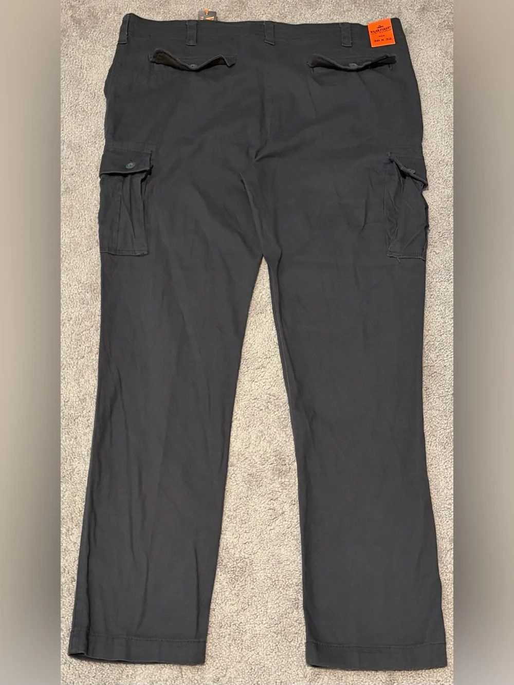 WearFirst Men’s Gray Cargo Pants Size 38x32 NWT